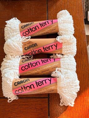 Vtg Caron Cotton Terry H500 Yarn Cotton Rayon Lot 4 Skeins 5001 White Same Lot